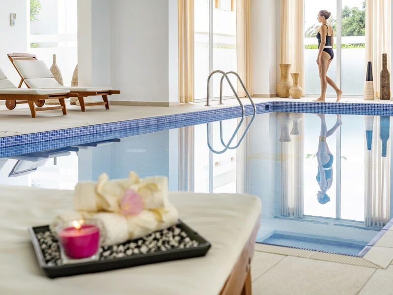 Kinetta Beach Resort Spa