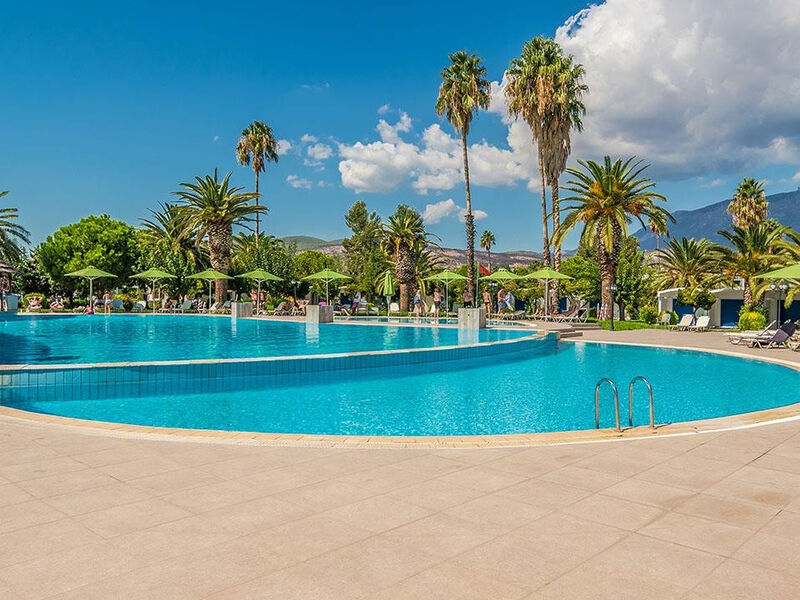 Kinetta Beach Resort Spa