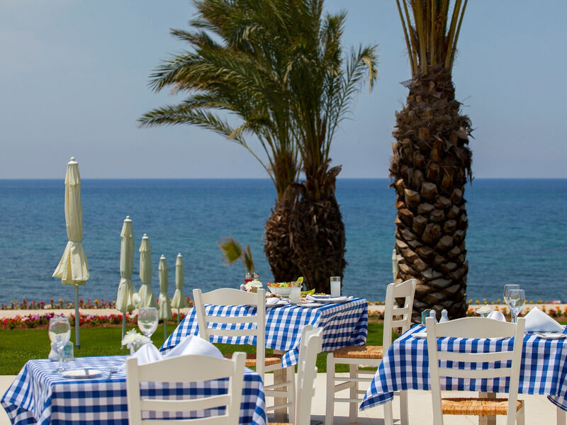 King Evelthon Beach Hotel and Resort