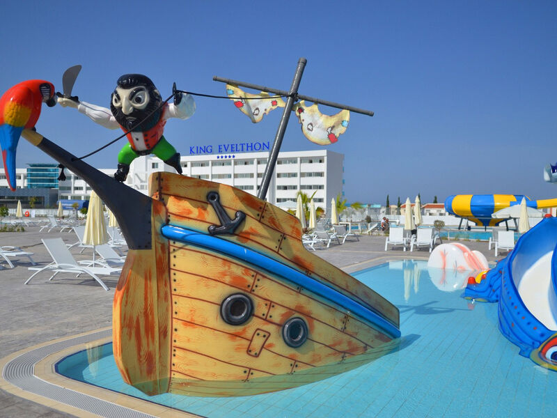 King Evelthon Beach Hotel and Resort