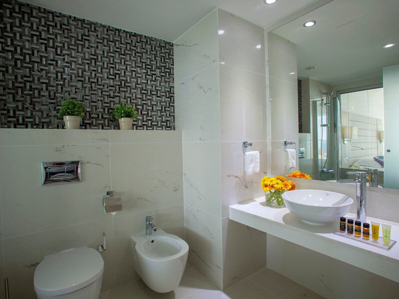 King Evelthon Beach Hotel and Resort