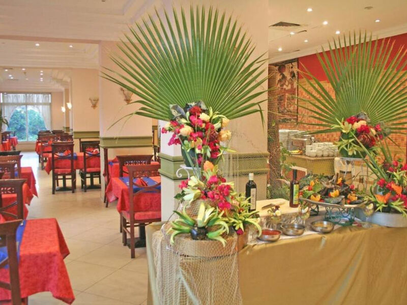 King Tut & Aqua Park