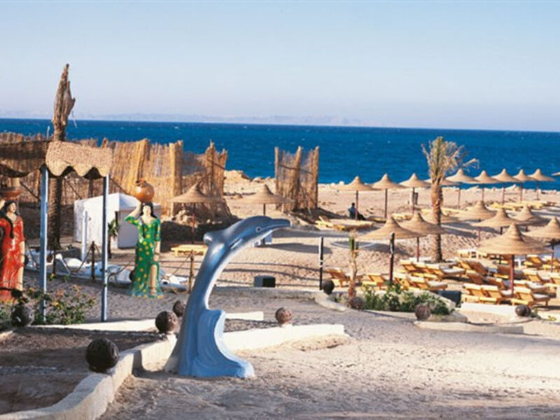 King Tut Aqua Park Beach Resort