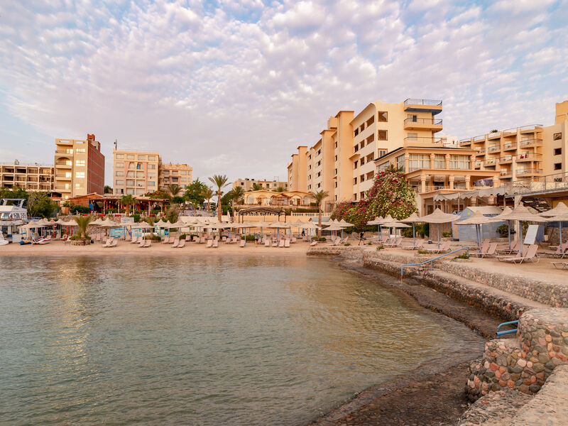 King Tut Aqua Park Beach Resort
