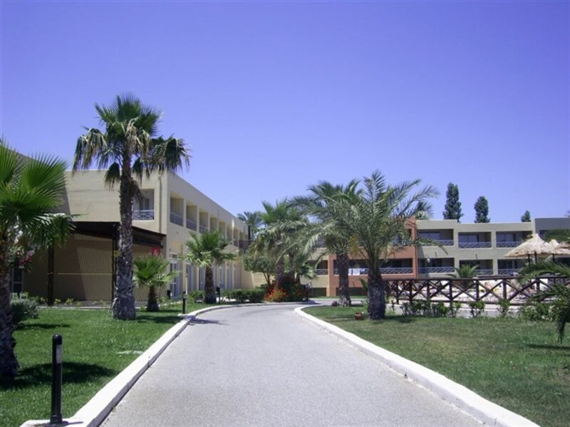 Kipriotis Maris Suites