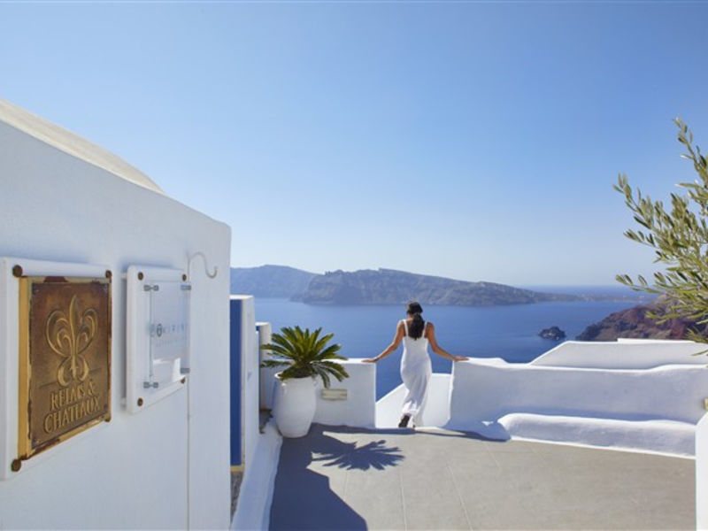 Kirini Suites & Spa