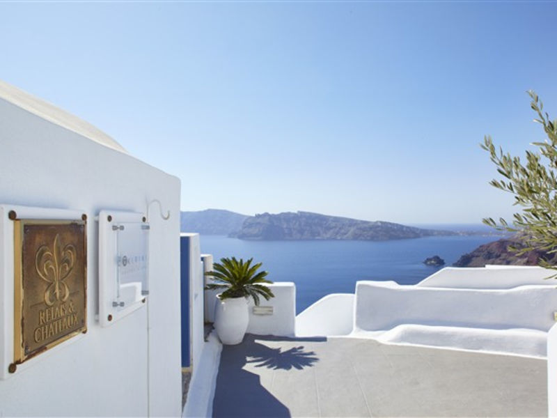 Kirini Suites & Spa