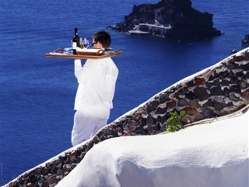 Kirini Suites & Spa