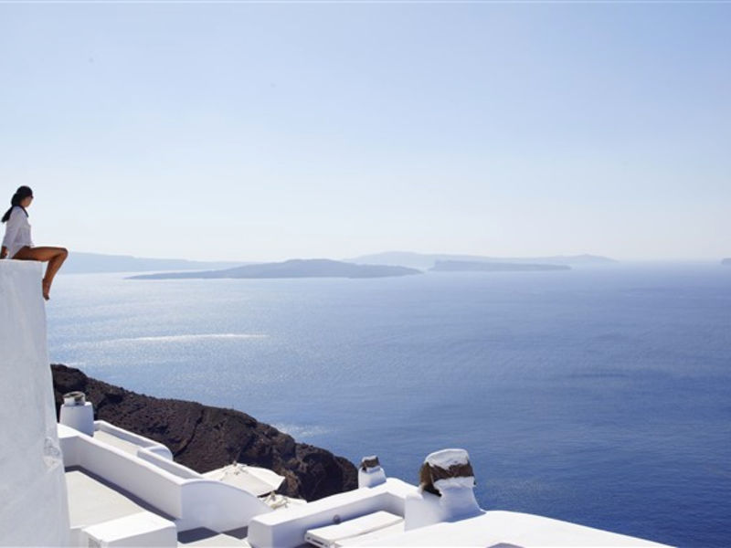 Kirini Suites & Spa