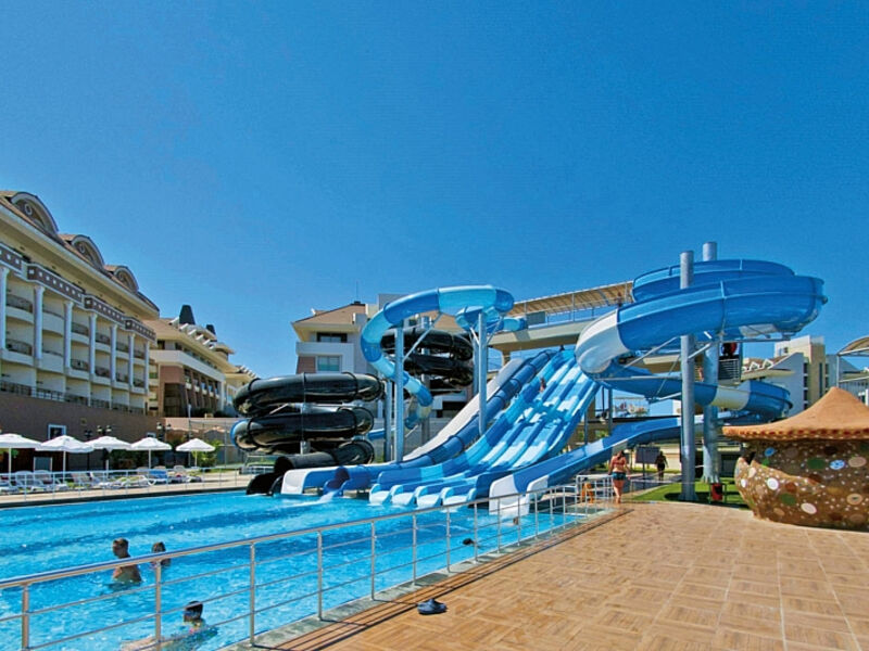 Kirman Belazur Resort & Spa