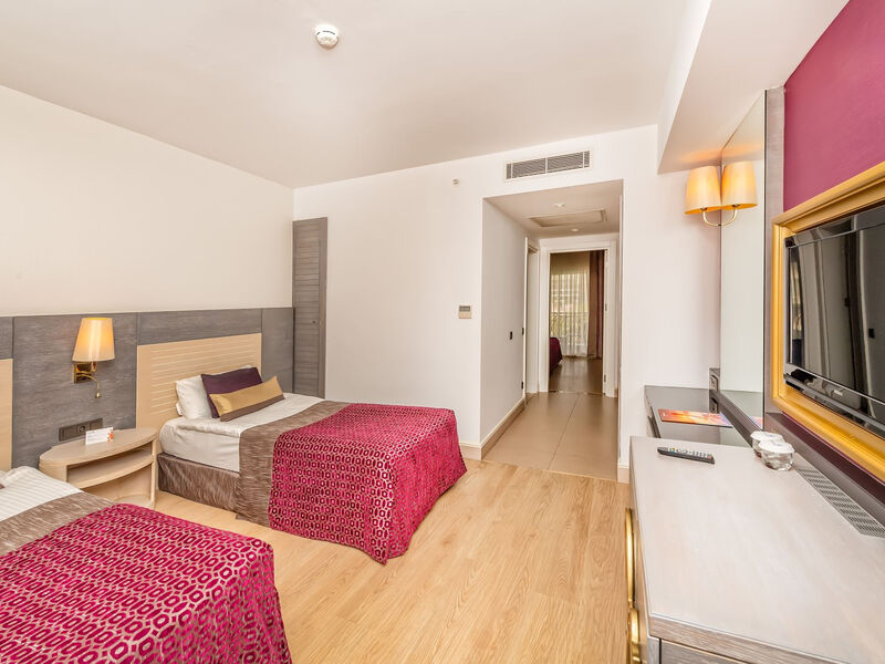 Kirman Hotels Belazur Resort & Spa