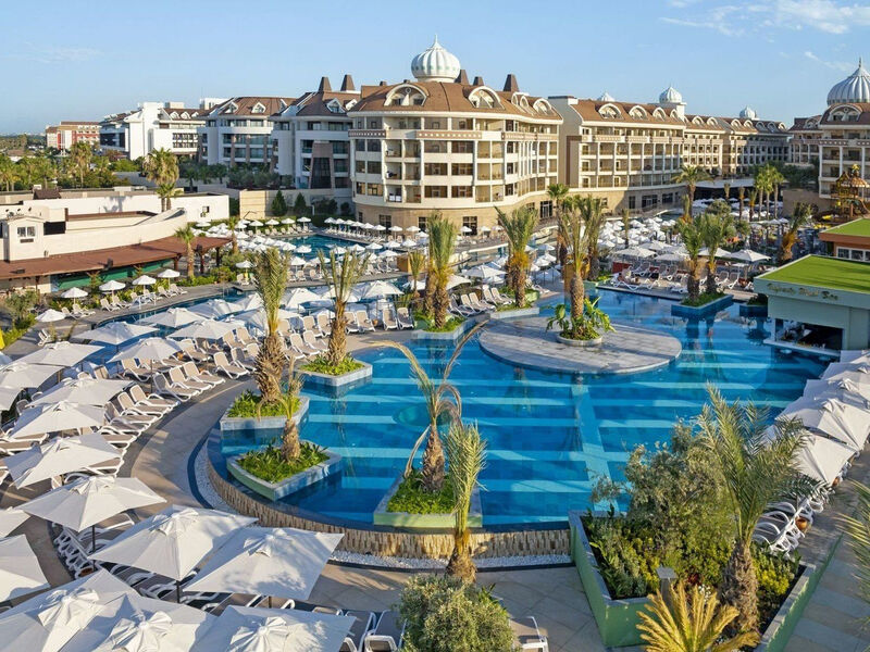 Kirman Belazur Resort & Spa