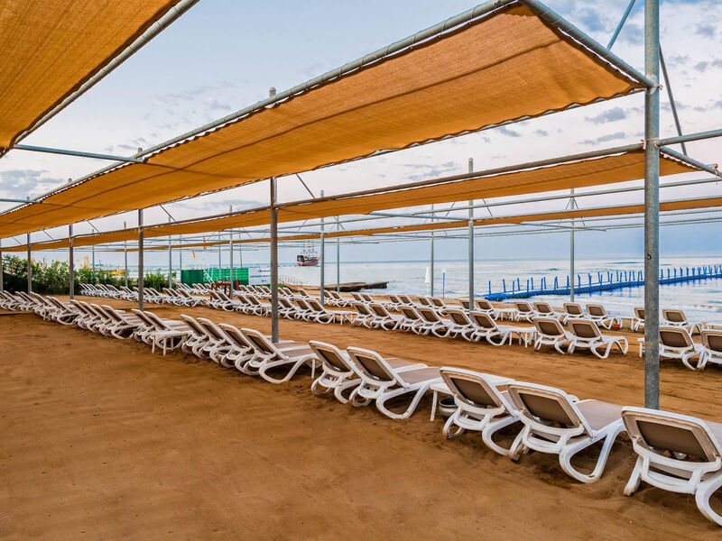 Kirman Calyptus Resort & Spa