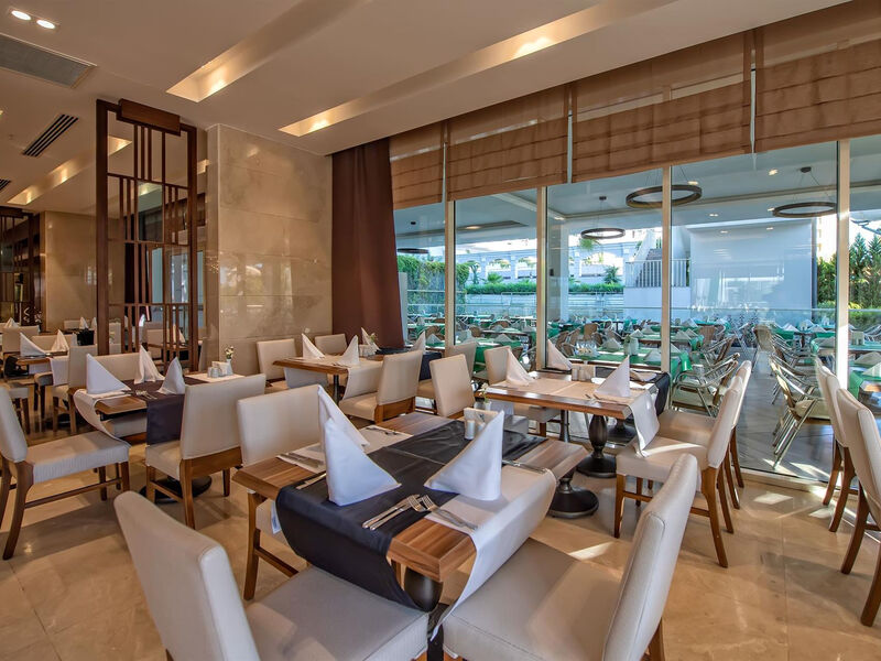 Kirman Sidera Luxury & Spa
