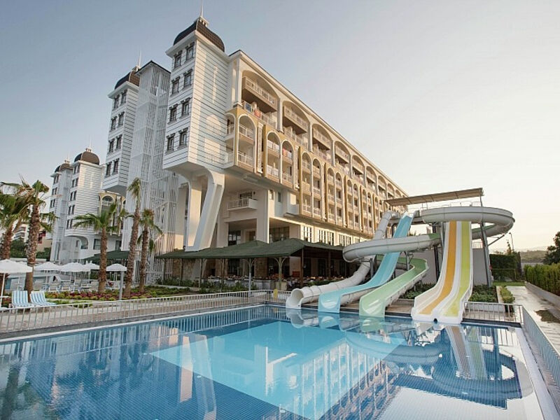 Kirman Sidera Luxury & Spa