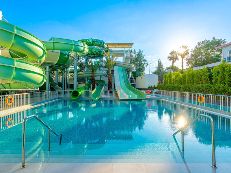 Kirman Sidera Luxury & Spa