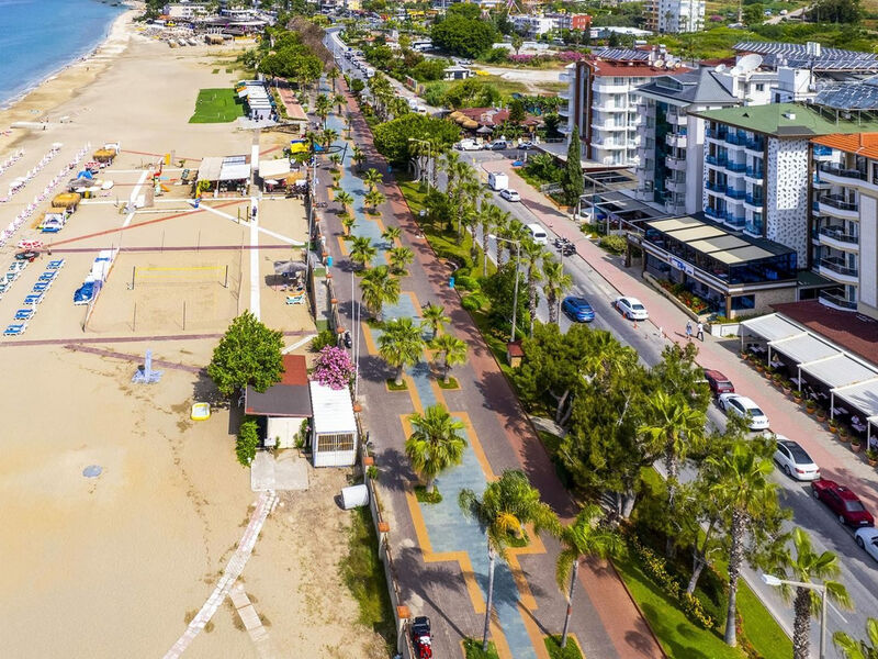 Kleopatra Ada Beach