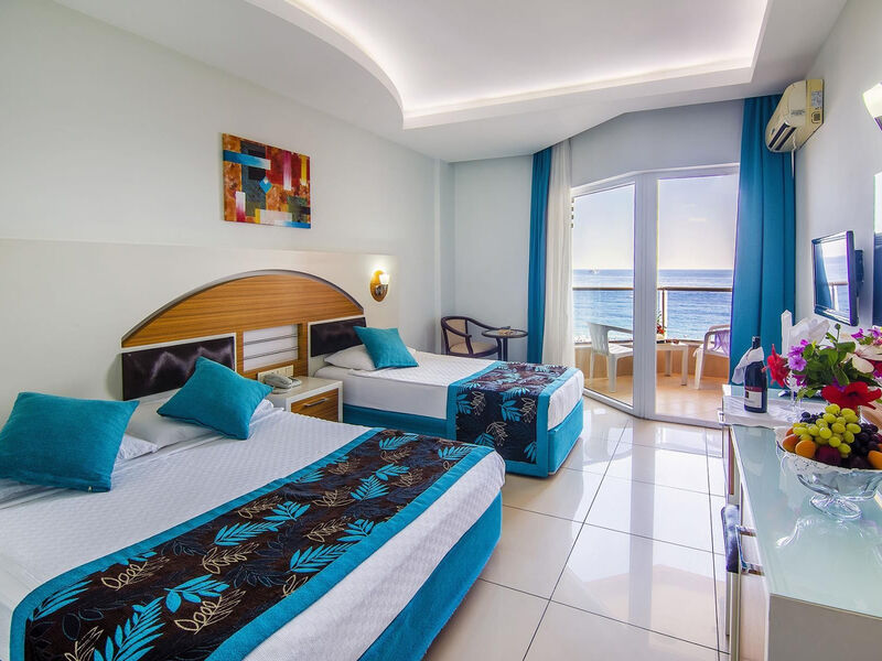 Kleopatra Ada Beach