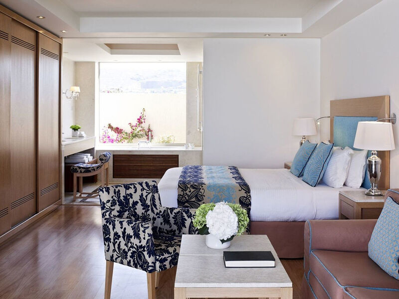 Knossos Beach Bungalows & Suites