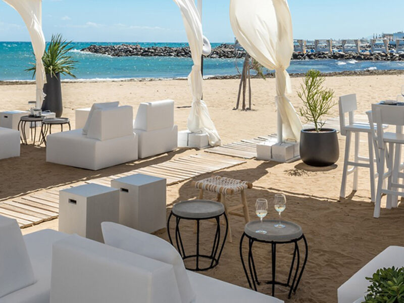 Knossos Beach