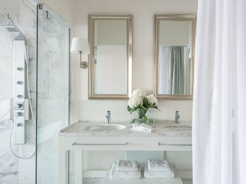 Knossos Beach Bungalows Suites Resort & Spa