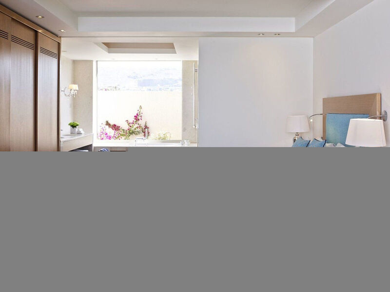 Knossos Beach Bungalows & Suites