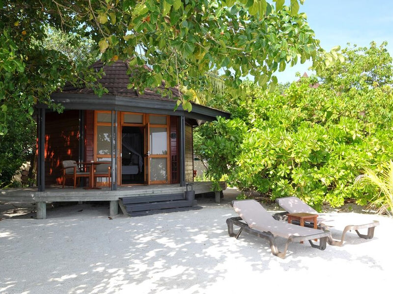 Komandoo Island Resort & Spa