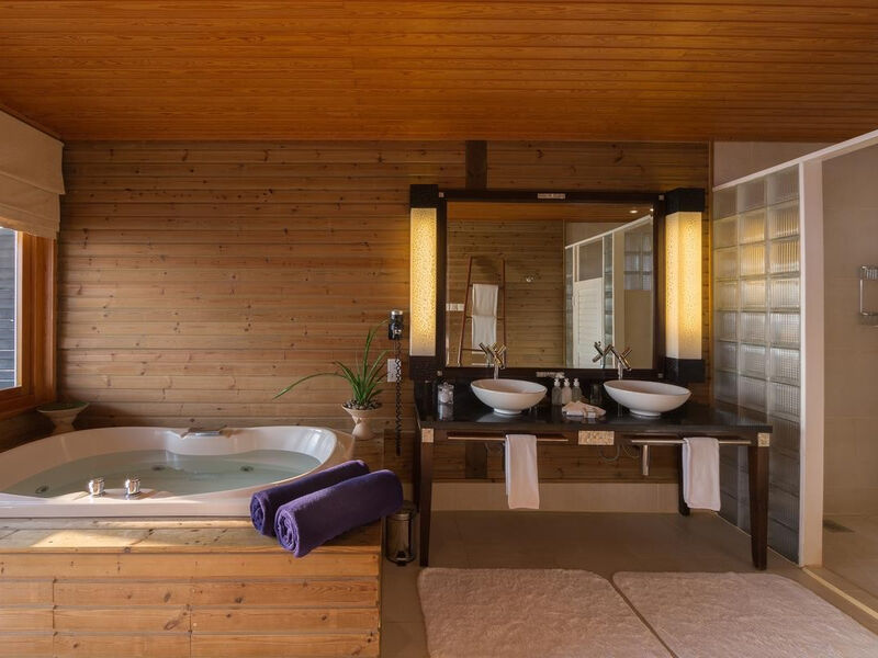 Komandoo Island Resort & Spa