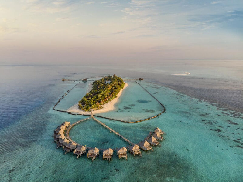 Komandoo Island Resort