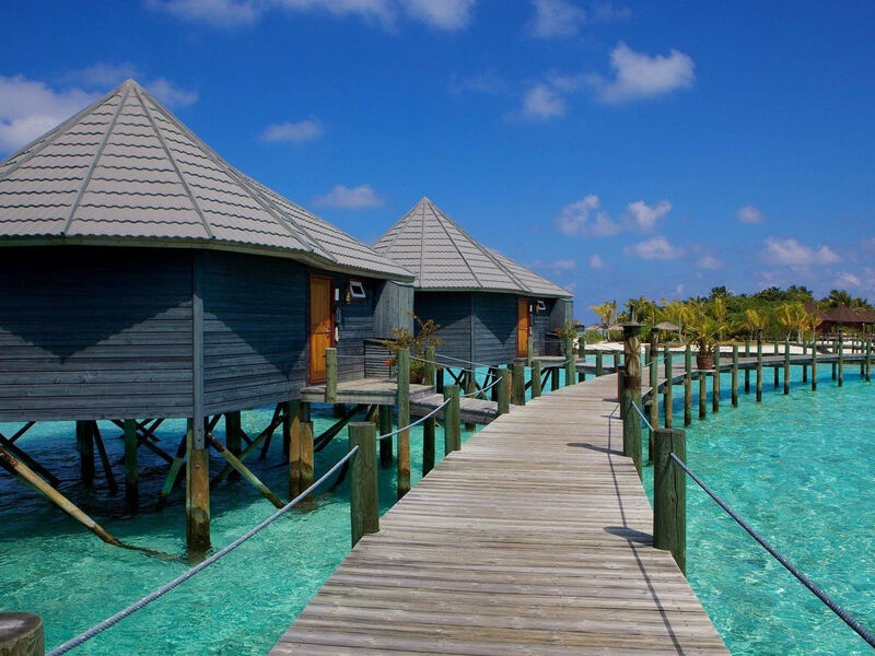Komandoo Island Resort & Spa