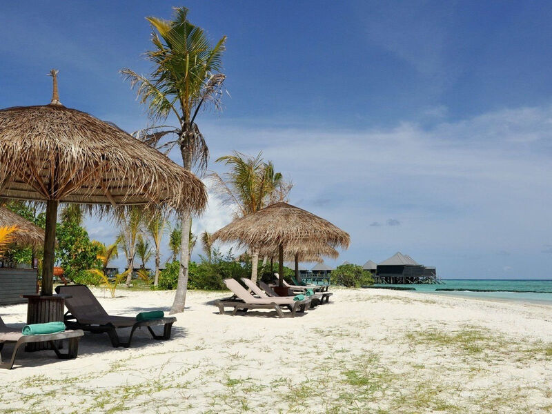 Komandoo Island Resort & Spa