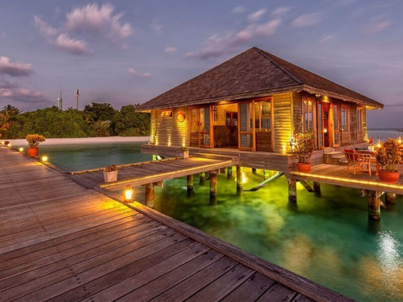 Komandoo Island Resort & Spa