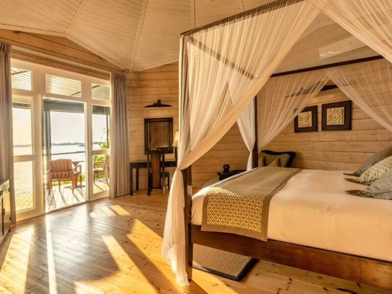 Komandoo Island Resort & Spa