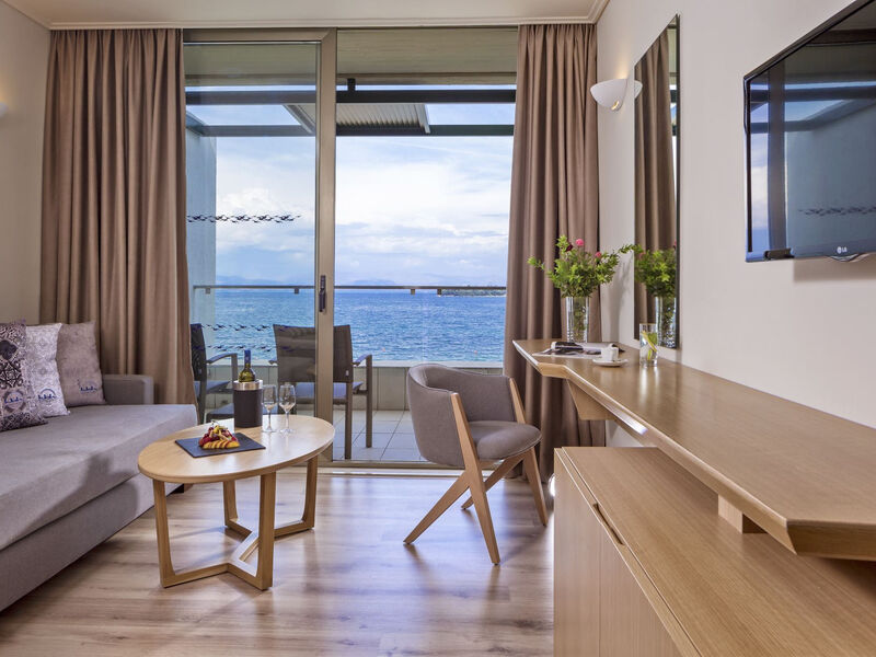 Kontokali Bay Resort & Spa