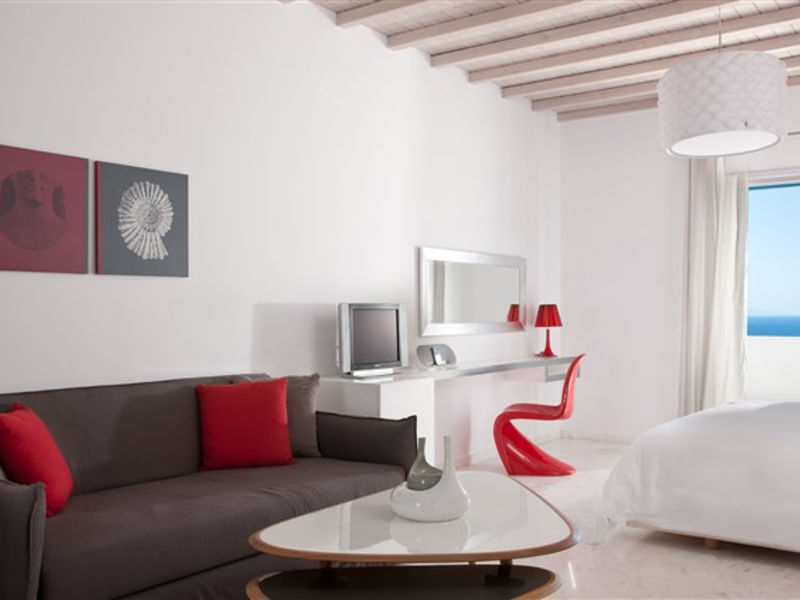 Kouros Boutique Hotel and Suites