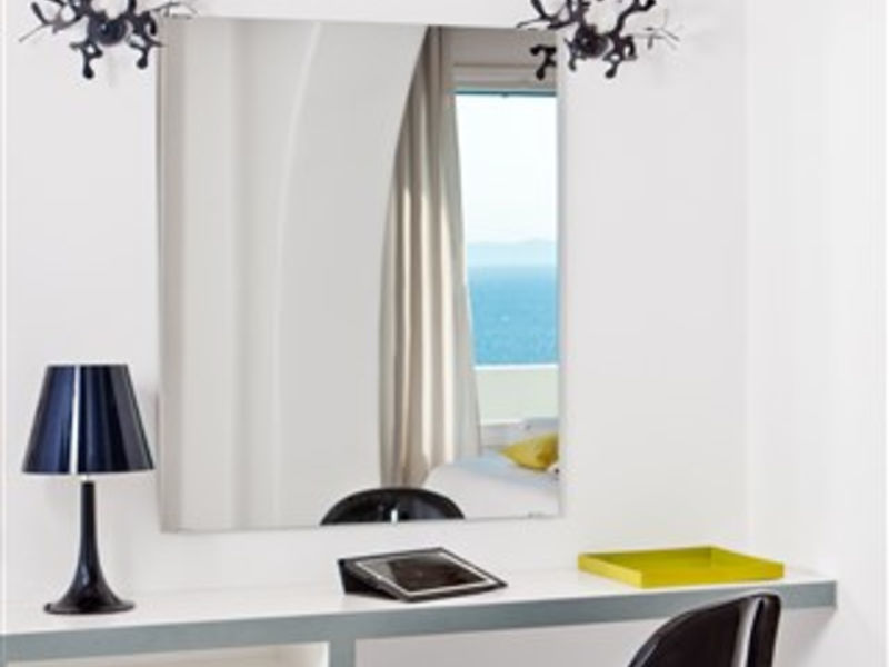 Kouros Boutique Hotel and Suites
