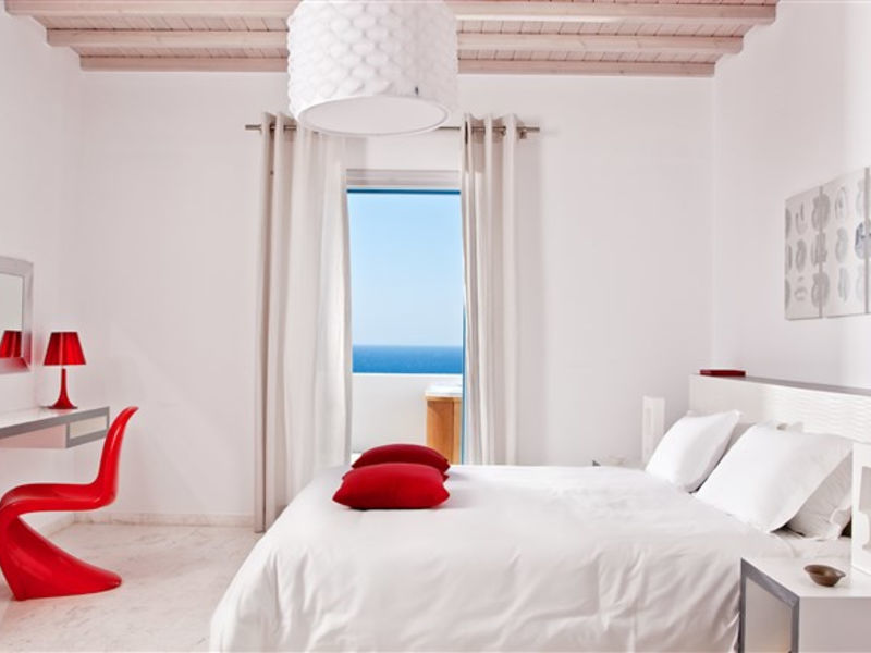 Kouros Boutique Hotel and Suites
