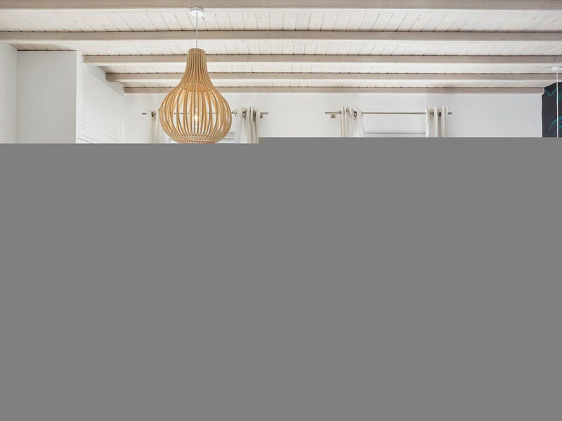 Kouros Hotel And Suites