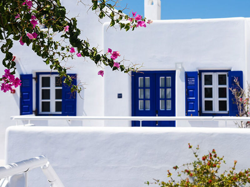 Kouros Village