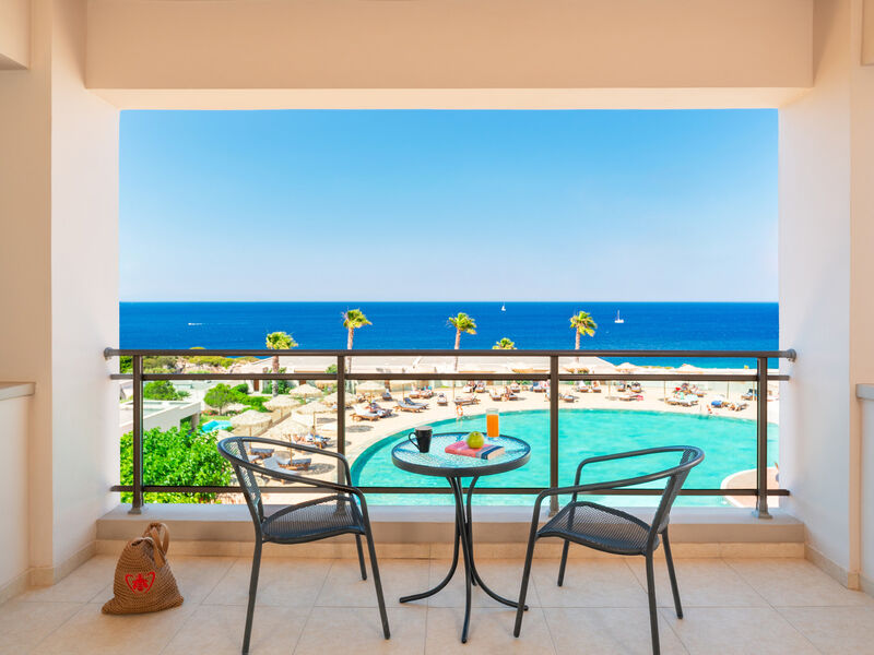 Kresten Royal Euphoria Resort