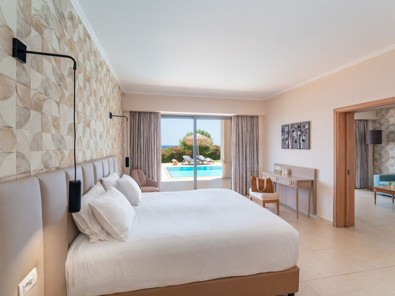 Kresten Royal Euphoria Resort