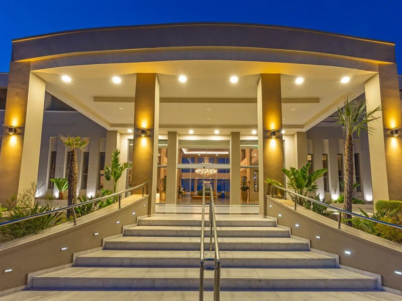 Kresten Royal Euphoria Resort