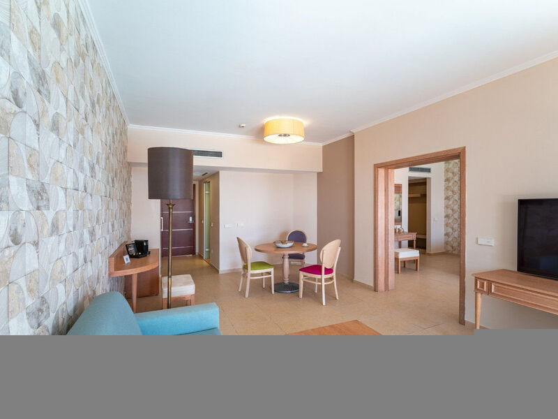 Kresten Royal Euphoria Resort