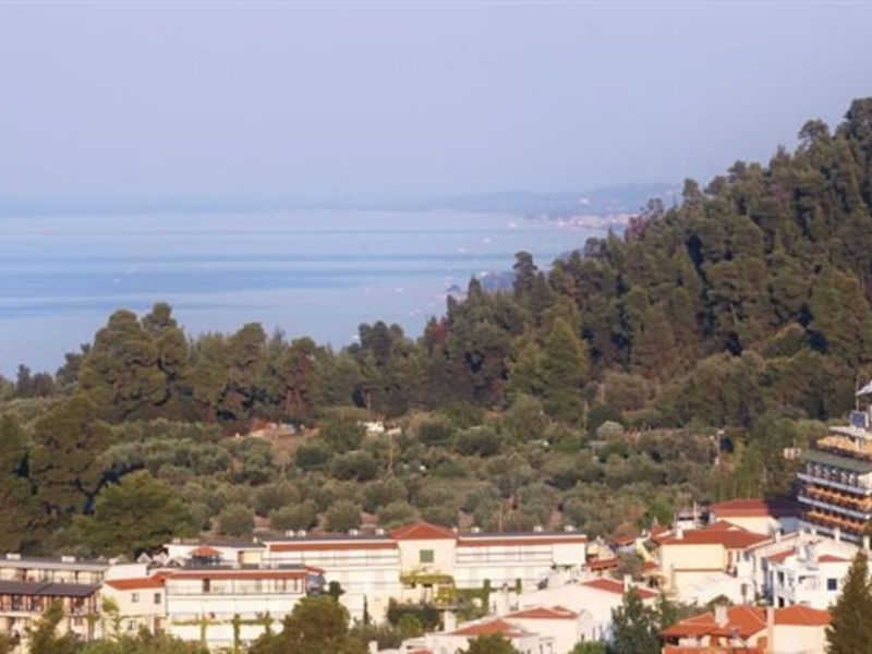 Kriopigi Beach