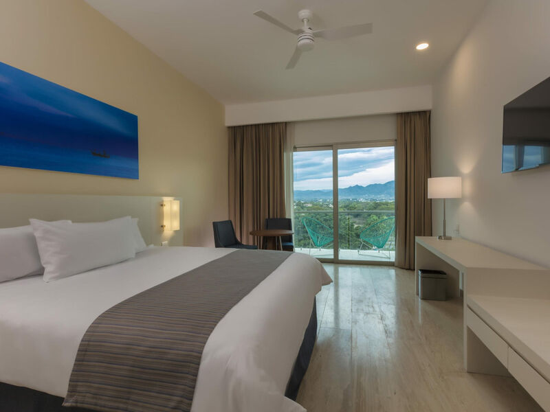 Krystal Puerto Vallarta