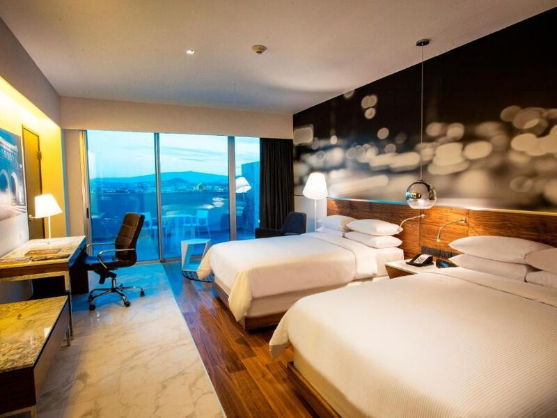 Krystal Urban Guadalajara