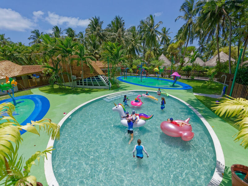 Kuramathi Island Resort