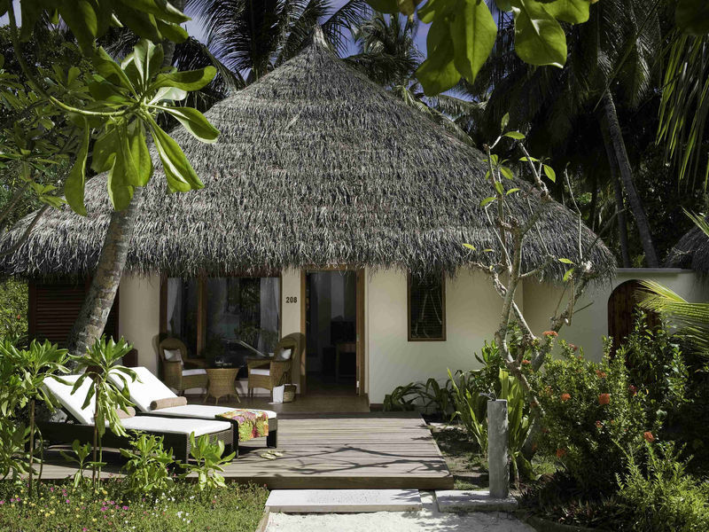 Kuramathi Village - bungalovy