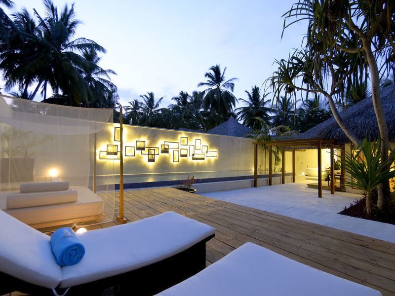 Kuramathi Village - bungalovy