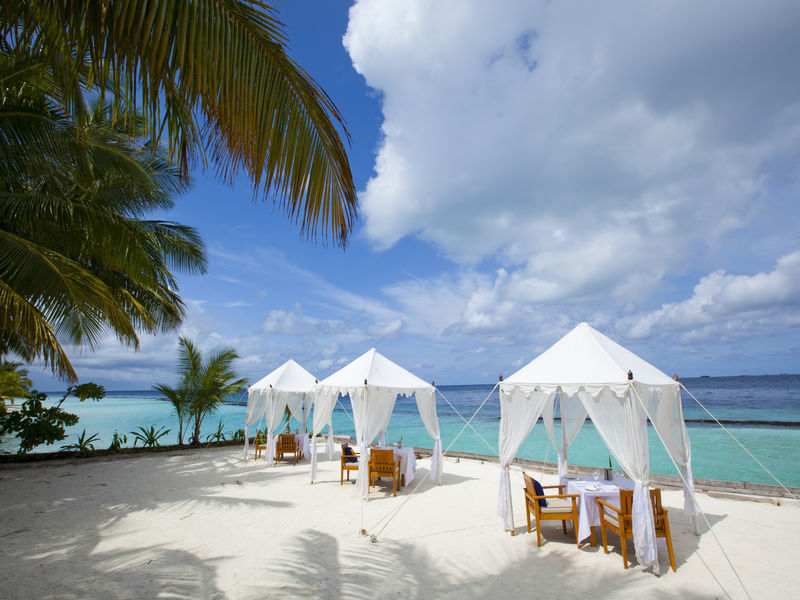 Kurumba Maldives - bungalovy
